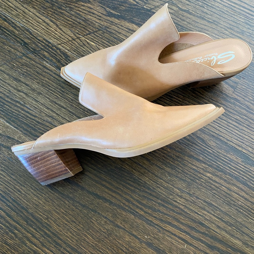 Sbricca leather mules